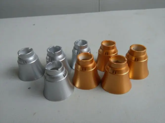 五金件噴漆產(chǎn)生的廢氣應(yīng)該怎么處理呢？